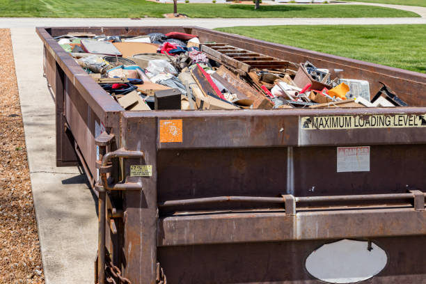 Best Yard Waste Removal  in Saylorville, IA